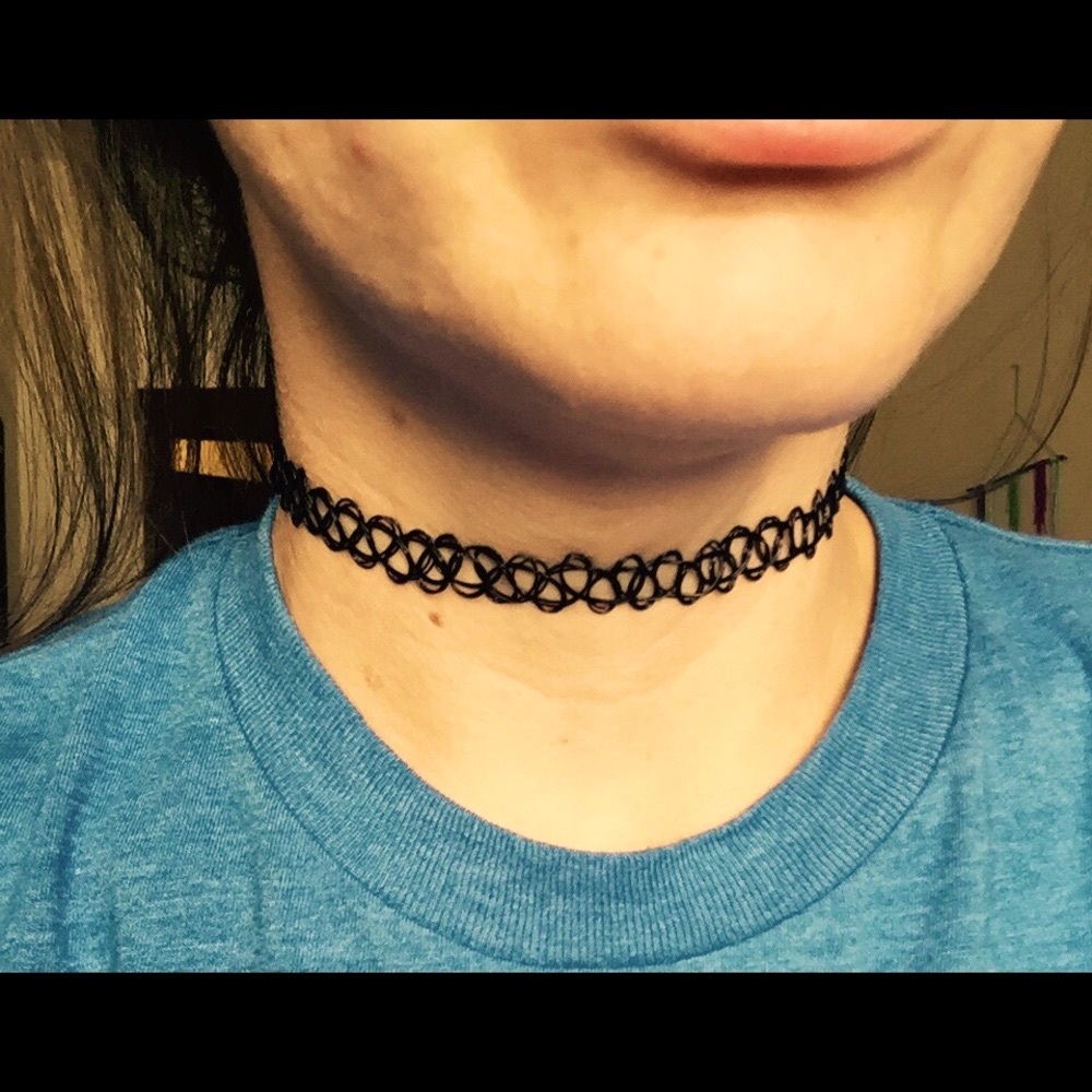 90s Choker